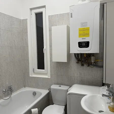 Rome Style Apartment, Heart Of Budapest