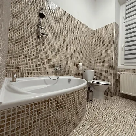 Rome Style Apartment, Heart Of Apartment