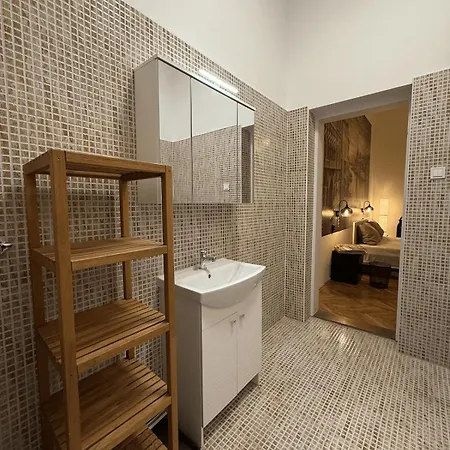 Rome Style Apartment, Heart Of