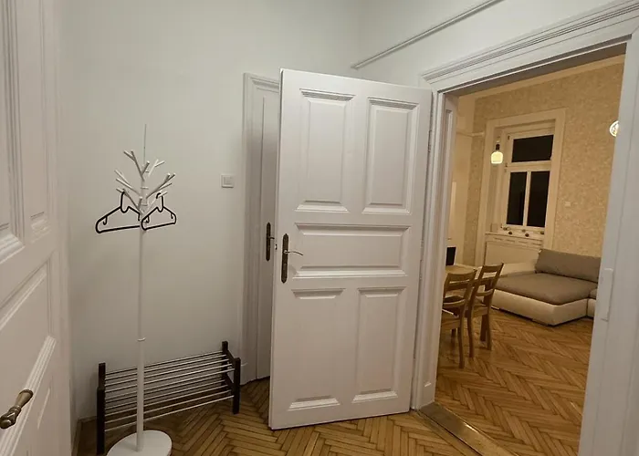 Rome Style Apartment, Heart Of * Budapest